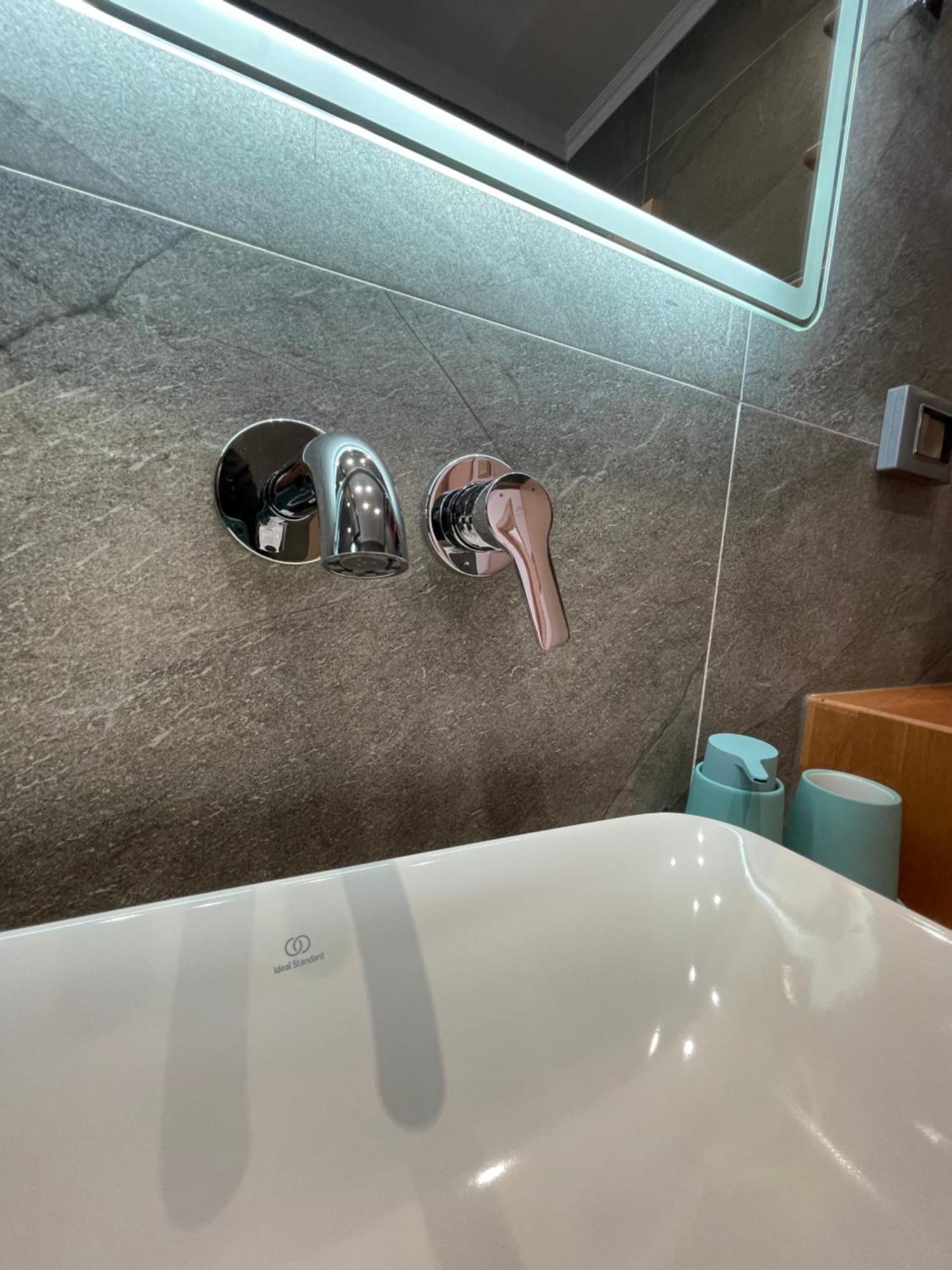 George Apartments Himare Luaran gambar