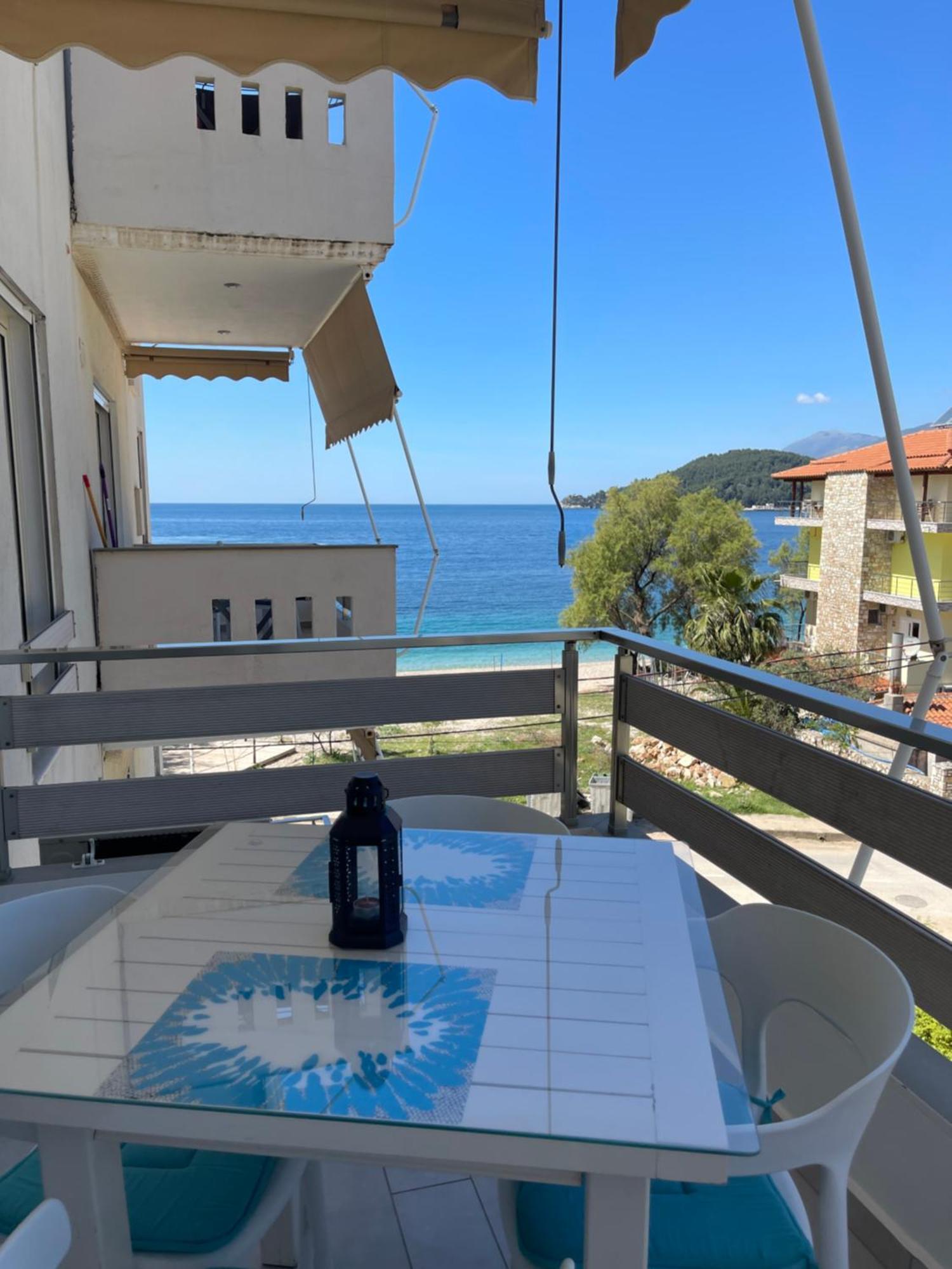 George Apartments Himare Luaran gambar