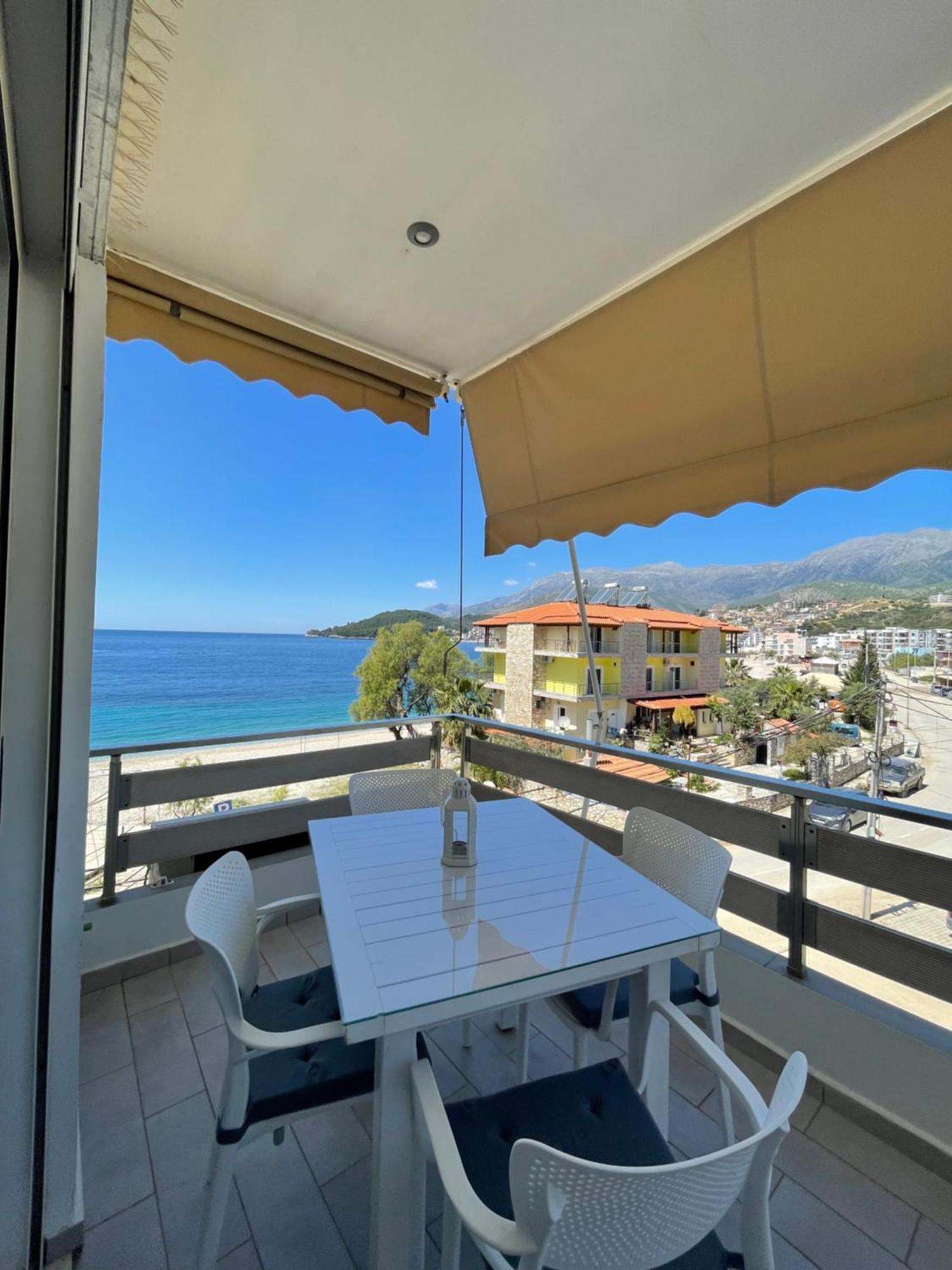 George Apartments Himare Luaran gambar